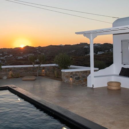 Little Villa amid Super Paradise-JackieO' Mykonos Exterior foto