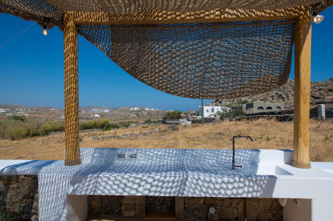 Little Villa amid Super Paradise-JackieO' Mykonos Exterior foto