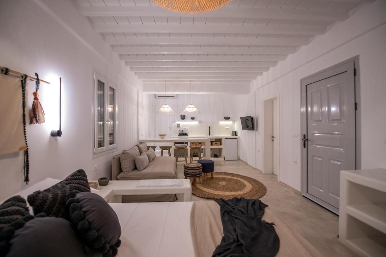 Little Villa amid Super Paradise-JackieO' Mykonos Exterior foto